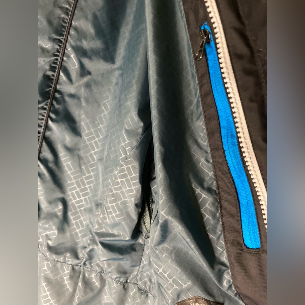 Columbia Jacket - Picture 6 of 7